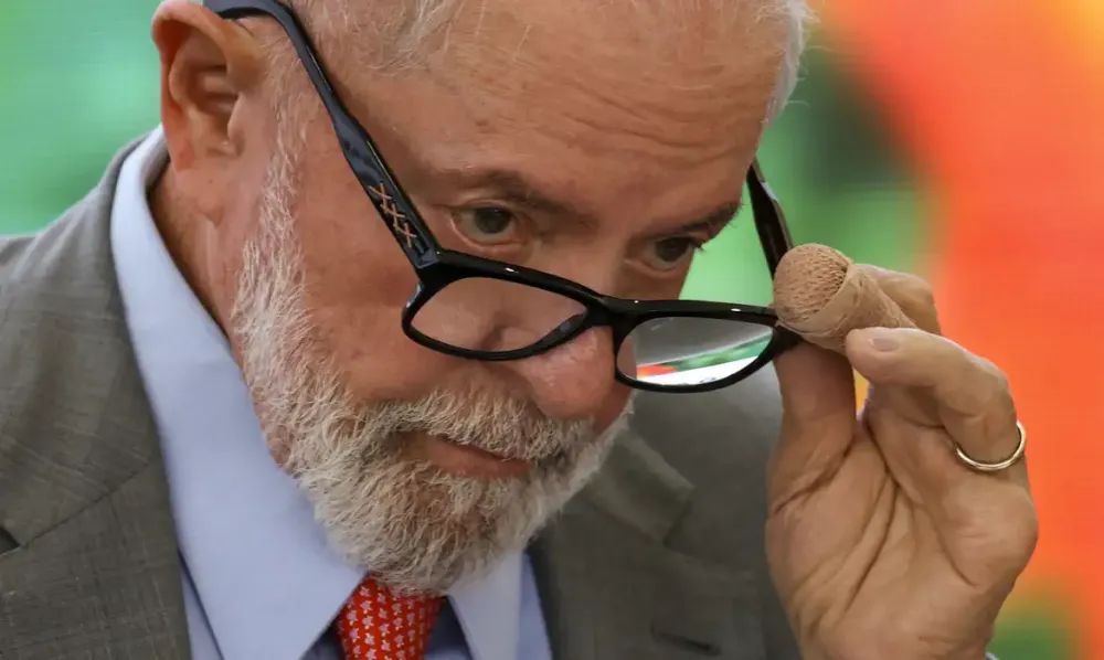 Governo Lula é condenado a indenizar Bolsonaro e Michelle