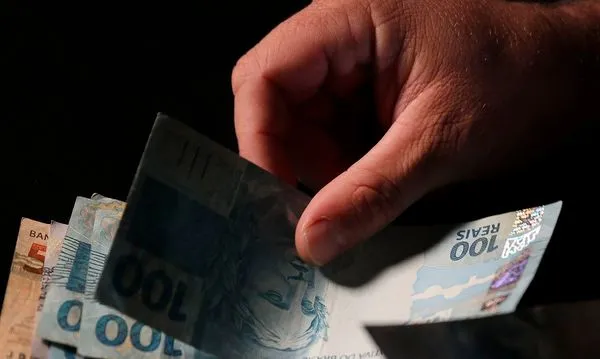 Com R$ 201,6 bi em agosto, arrecadação federal volta a bater recorde