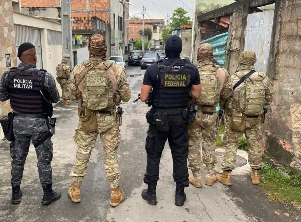 Operação em Camaçari intercepta facção paulista que planejava ataques a carros-fortes 
