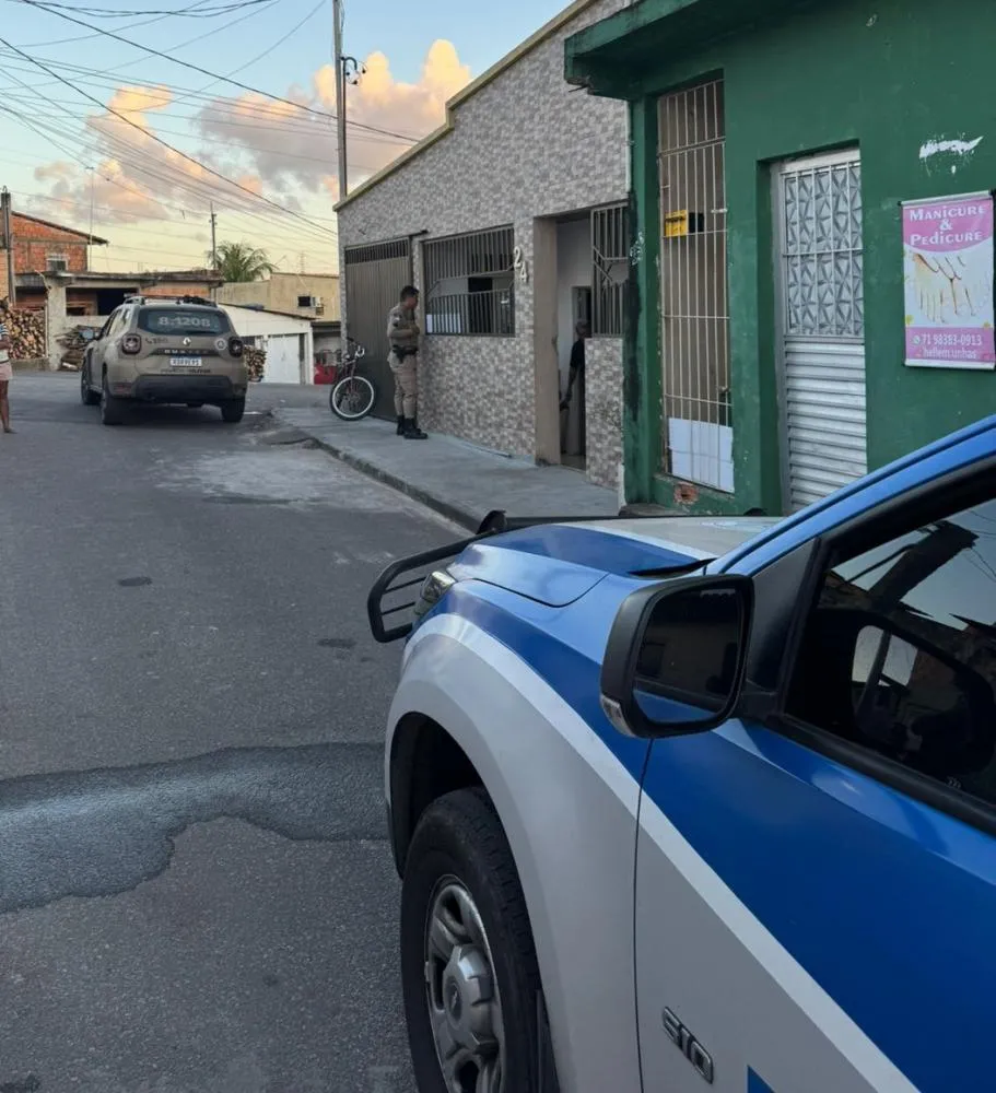 Homem é executado com 50 tiros dentro de casa em Camaçari