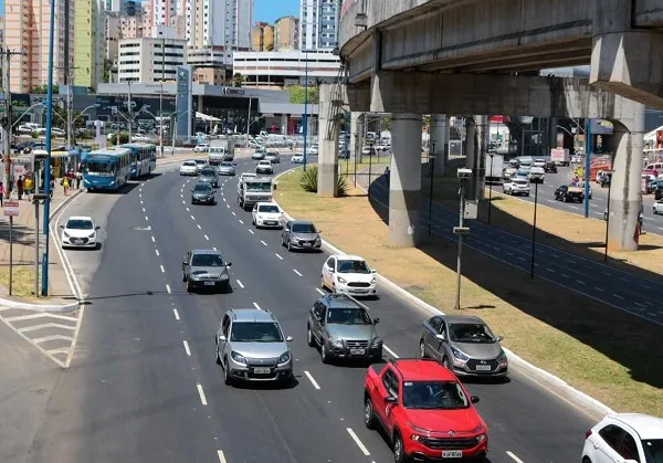 Corpo de homem é encontrado esquartejado dentro de carrinho de supermercado em Salvador