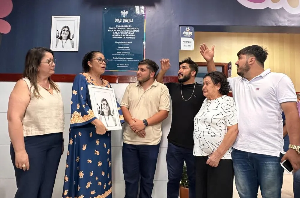 Centro especializado para educação de pessoas com deficiência é entregue em Dias d’Ávila 