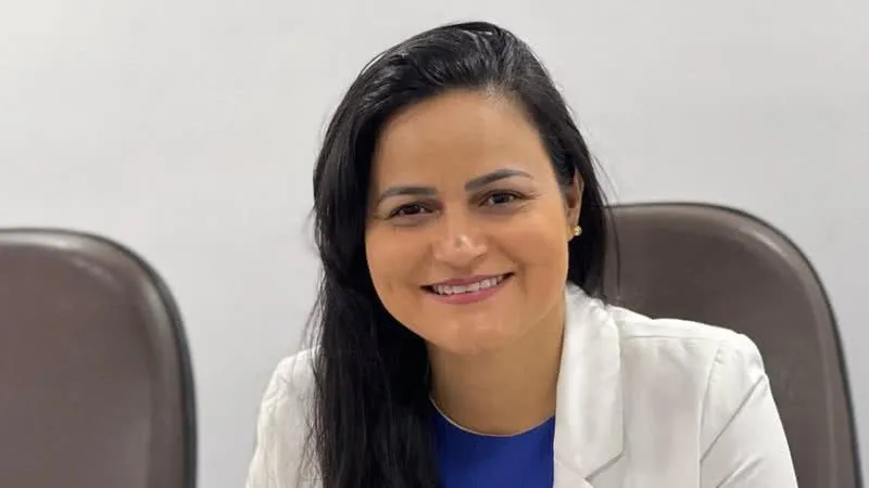 Débora Régis lidera em Lauro de Freitas com 72,21% dos votos válidos