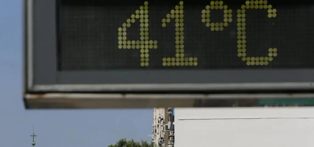 Mais de 160 cidades da Bahia estão com alerta para onda de calor, alerta Inmet