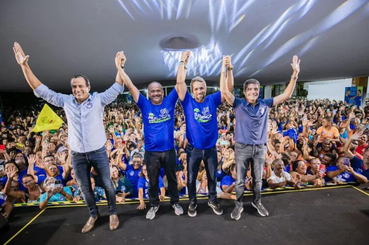 ACM Neto e Bruno Reis participam de comício de Flávio neste sábado (12) na Praça dos 46