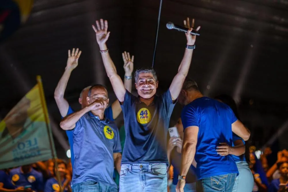 Justiça eleitoral ordena ACM Neto a retirar post com ataques a Luiz Caetano