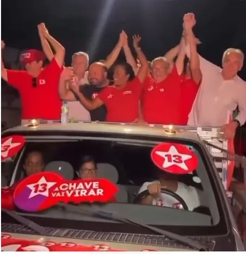 Vídeo de candidata a vice-prefeita de Camaçari sendo ignorada viraliza e abre debate