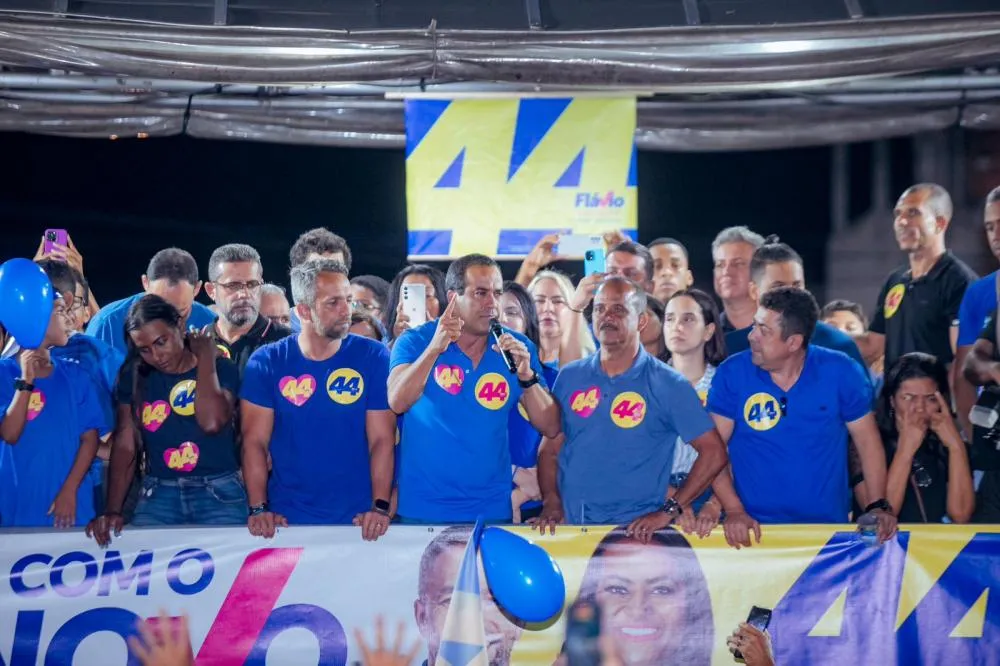Bruno Reis relaciona gestão do PT ao aumento da violência e alerta eleitorado de Camaçari