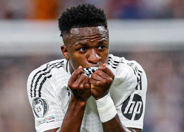 Com hat-trick de Vini Jr., Real Madrid vira e goleia o Dortmund por 5x2
