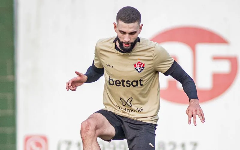 Wagner Leonardo está suspenso e não enfrenta o Fluminense
