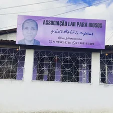 Câmara de Dias d’Ávila reconhece Lar para Idosos Julieta Batista como instituição de utilidade pública