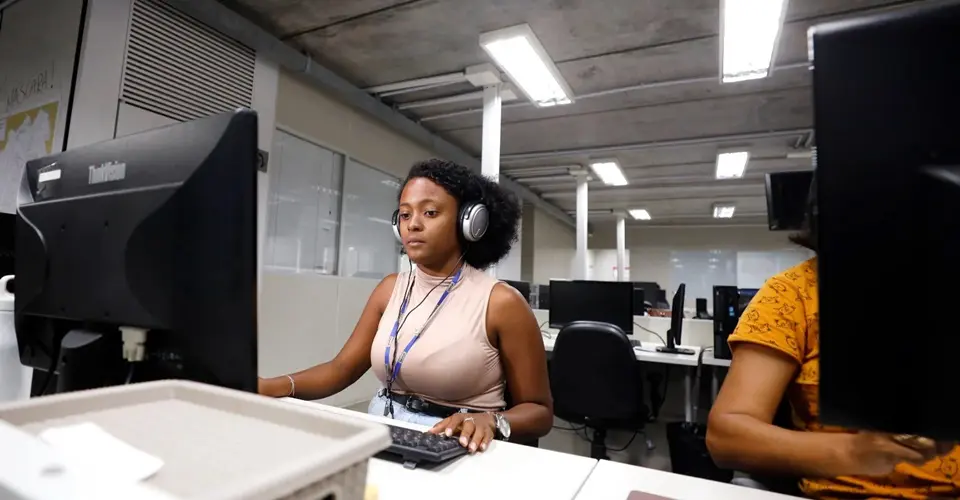Mais de 3 mil estudantes são convocados no Partiu Estágio