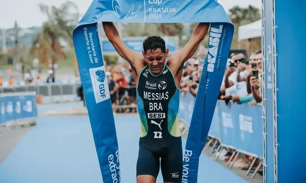 Manoel Messias ganha etapa de Brasília da Copa do Mundo de triatlo