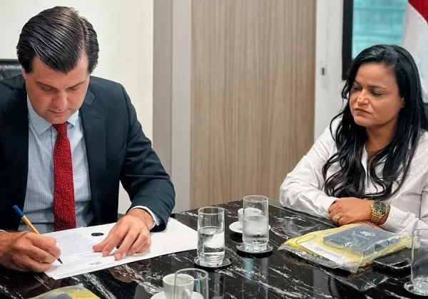 Débora Regis pede apoio ao MP ‘para evitar colapso dos serviços públicos’