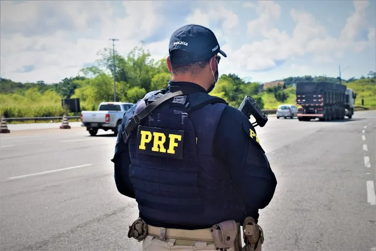 PRF inicia Operação Proclamação da República 2024 na Bahia