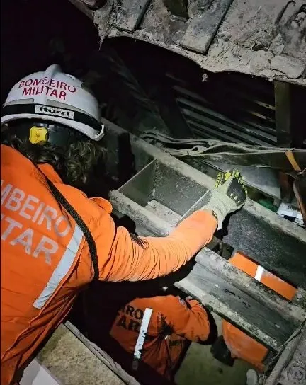 Duas pessoas morrem em queda de elevador de prédio de luxo em Salvador