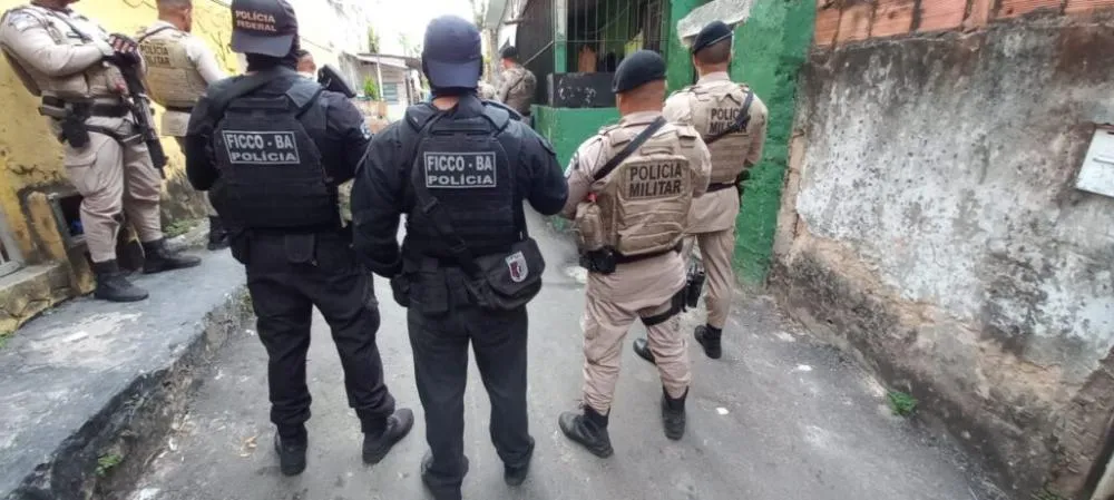 Integrantes de facções de Dias d’Ávila e Camaçari são presos em Operação Ártemis 