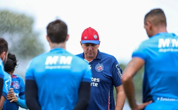 Sem vencer há seis jogos, Bahia alcança pior sequência sob o comando de Rogério Ceni