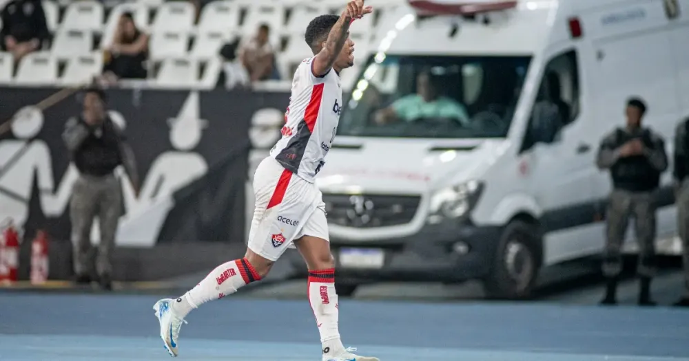 Vitória sai na frente, mas cede empate pro Botafogo no fim; confira os melhores momentos