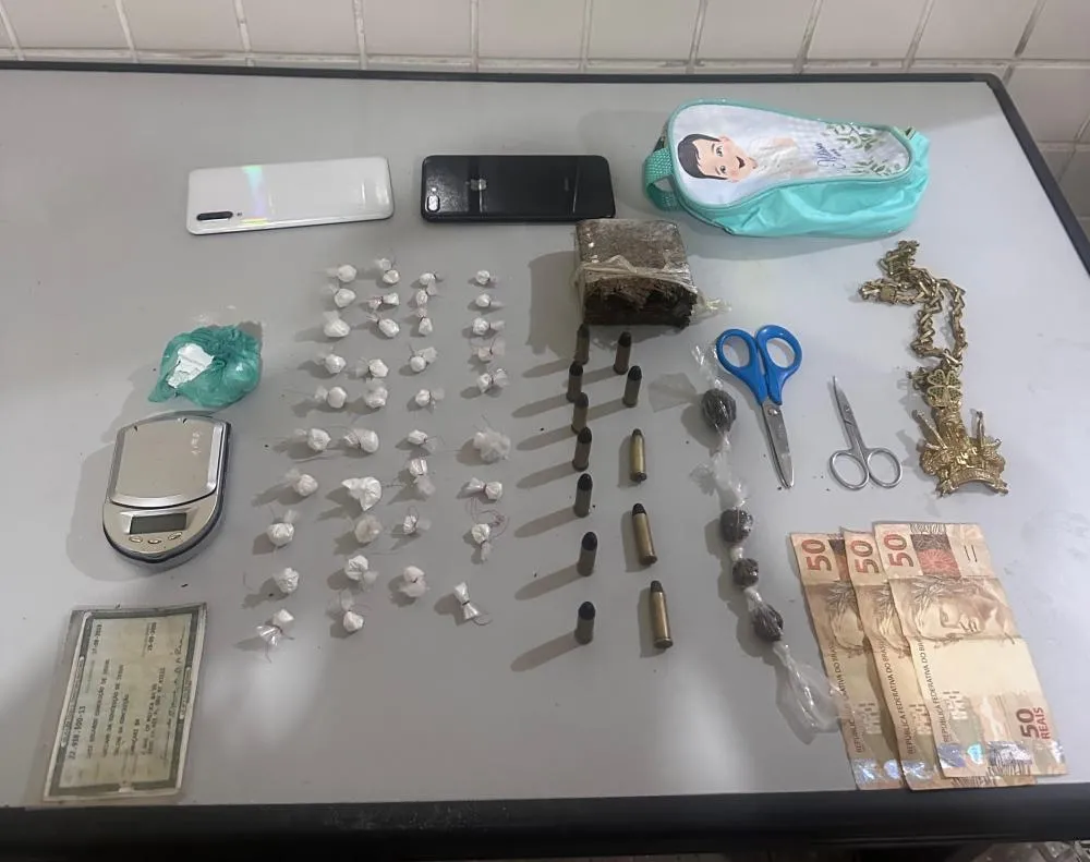 PM apreende drogas e prende dois homens por tráfico em Pojuca