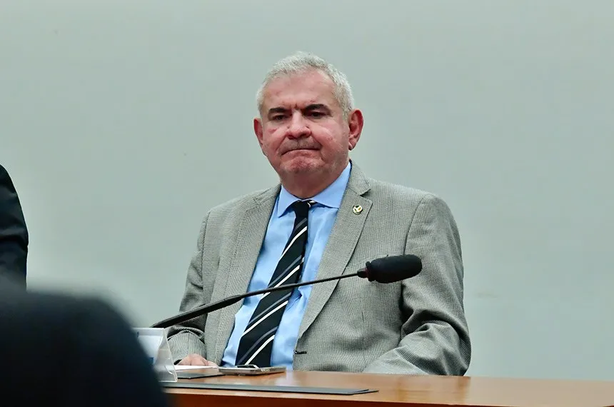 CGU encontra irregularidades em emendas de Angelo Coronel