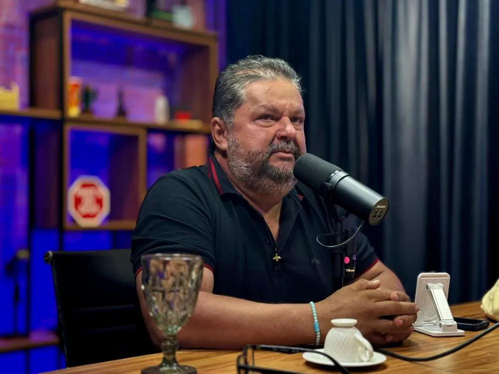 Junior do Requeijão diz que Jussara Marcia “inventou personagens” durante a campanha 