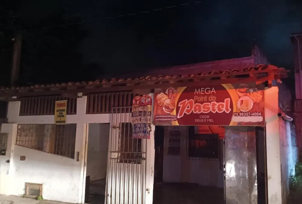 Após incêndio família faz apelo e pede auxílio para a compra de novos móveis, roupas e equipamentos de trabalho