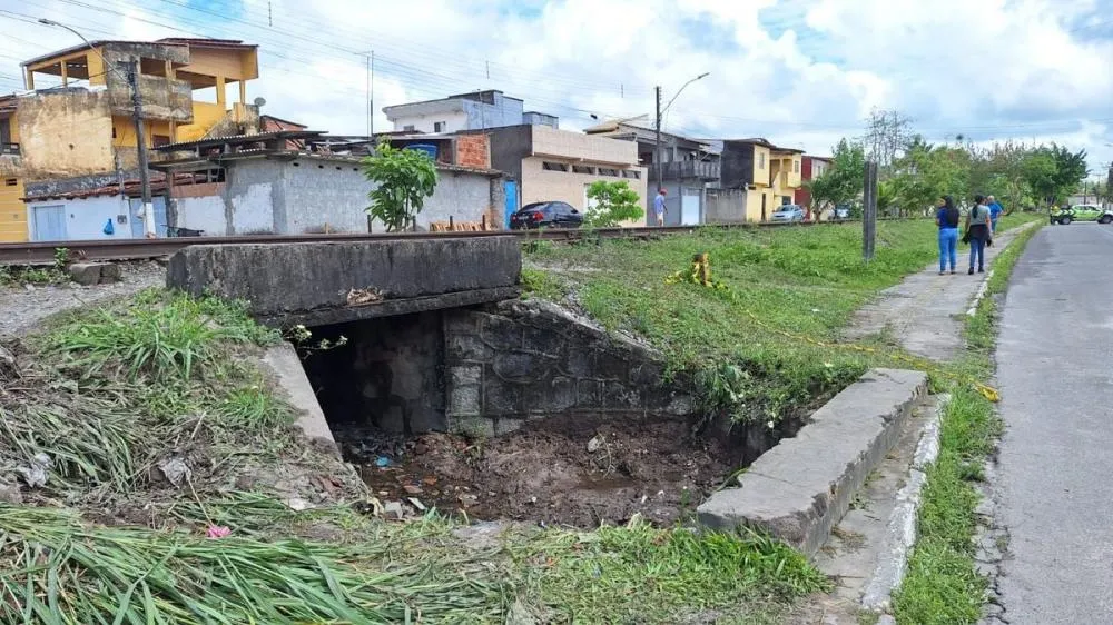 Vizinho tentou salvar menina que desapareceu em córrego: 'Tão rápido que ela nem gritou'