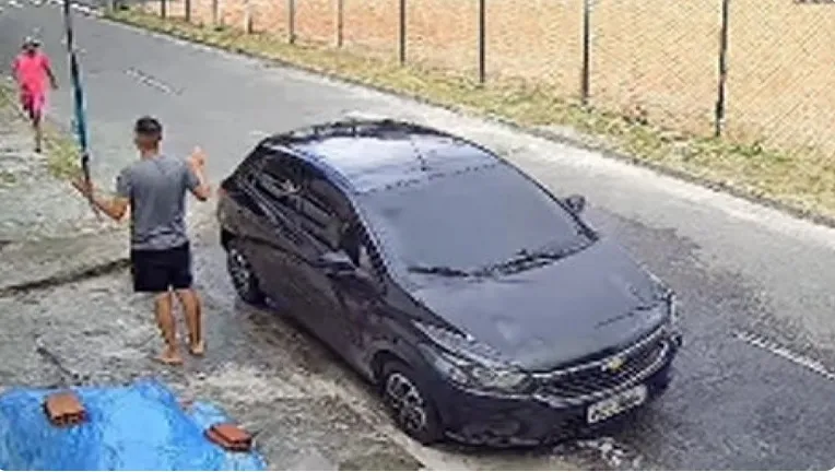 Em menos de 10 minutos suspeito é flagrado tentando roubar duas pessoas em Camaçari