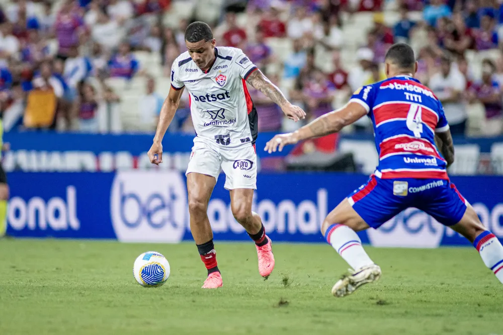 Vitória x Fortaleza: veja prováveis escalações, horário e onde assistir