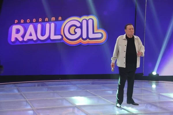 Raul Gil deixa o SBT após 14 anos: 'Minha vida vai continuar'