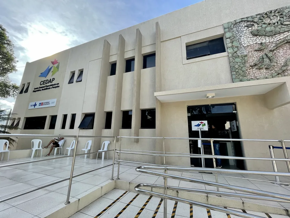 Dezembro Vermelho alerta para aumento dos casos de HIV entre idosos na Bahia