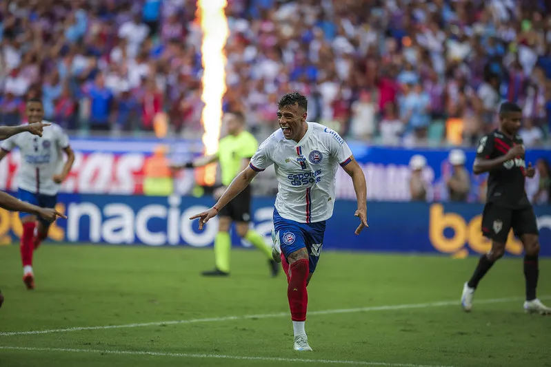 Bahia bate o Atlético-GO e garante vaga na Libertadores após 35 anos 