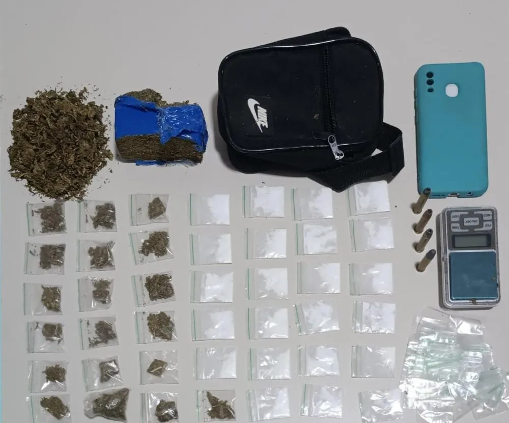 Suspeito de tráfico de drogas é detido no Jardim Limoeiro com armas e entorpecentes