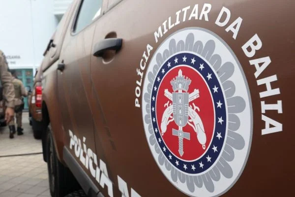 PMs são denunciados por invadir casa e roubar mais de R$ 130 mil 