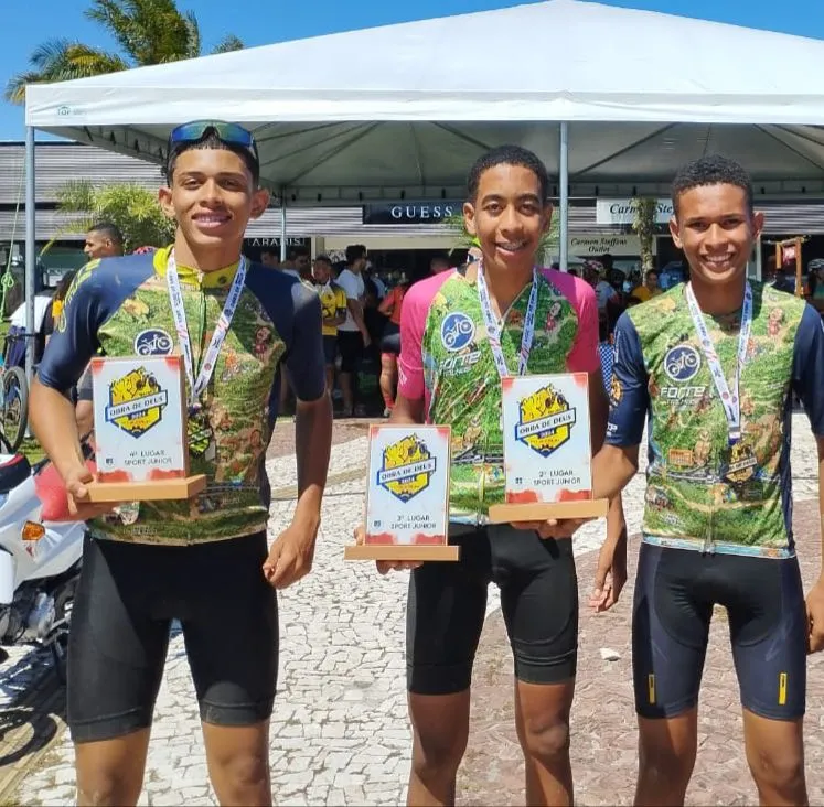 Atletas de Mata de São João conquistam podium em desafio de Mountain Bike em Camaçari