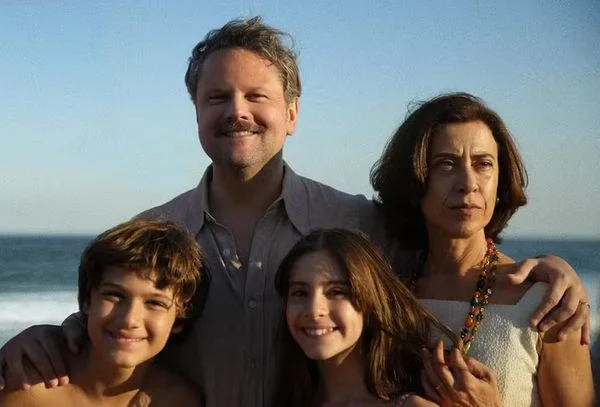 ‘Ainda Estou Aqui’ e Fernanda Torres são indicados ao Globo de Ouro 2025
