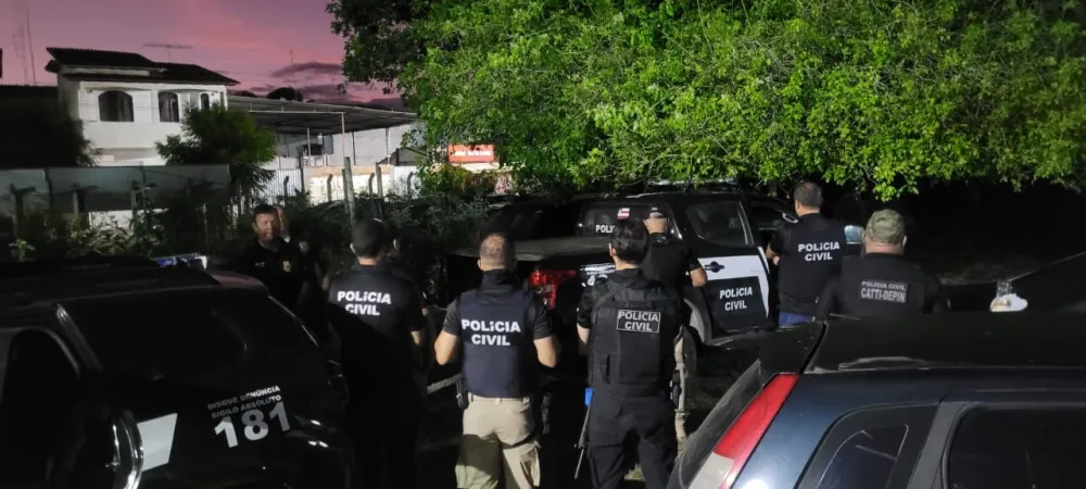 Polícia prende 265 criminosos durante operação em Salvador e no interior