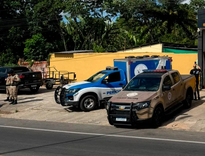 Jovem de 21 anos é morto enquanto trabalhava dentro de loja em Camaçari