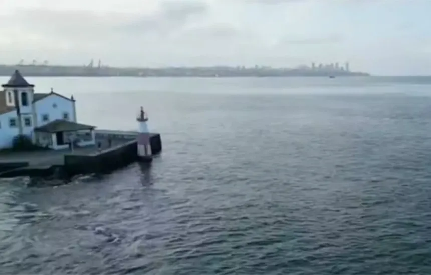 Mergulhador que fazia sondagem da ponte Salvador-Itaparica desaparece em operação no mar