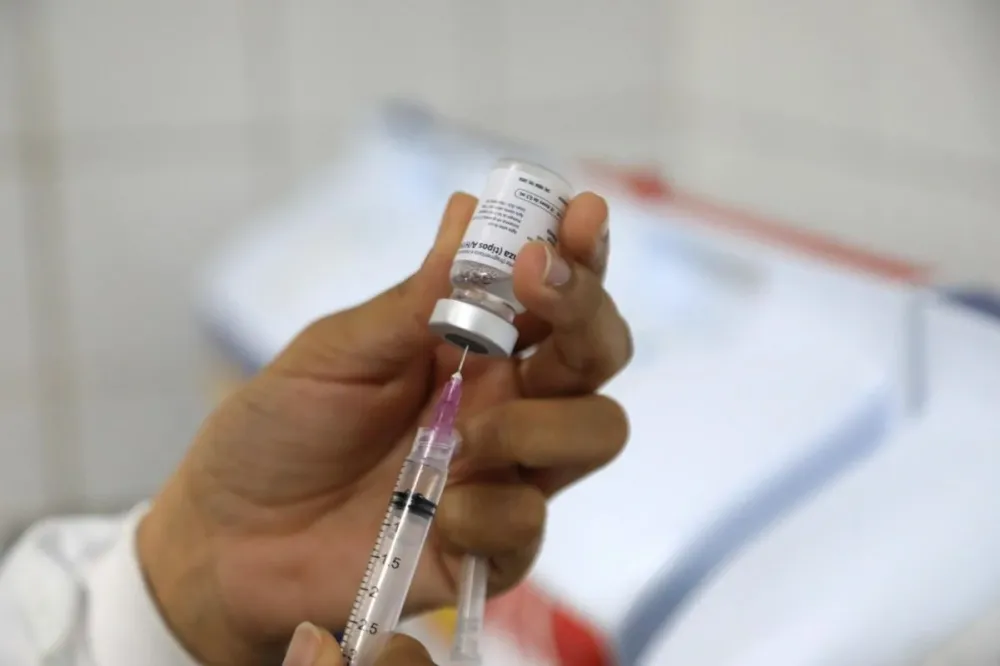 Boletim da Fiocruz indica alta de casos de covid-19 no país