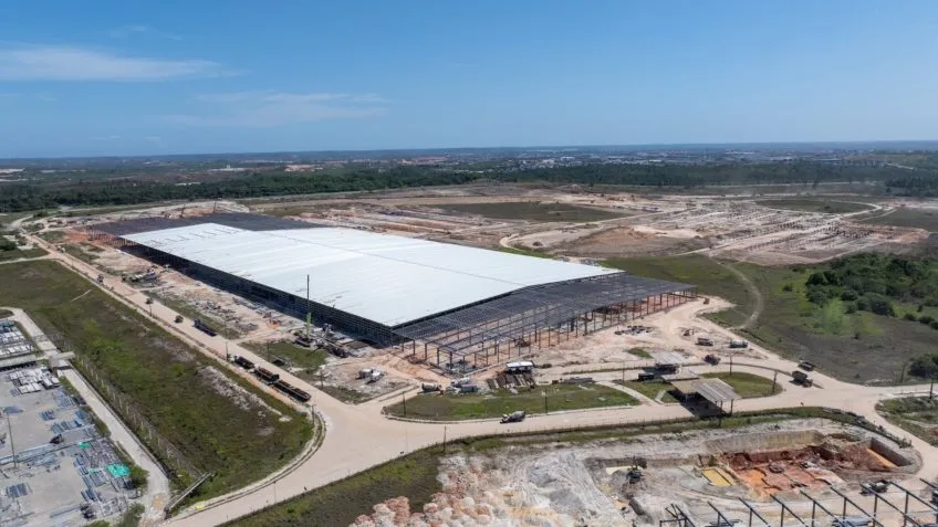 Matéria do Estadão destaca expectativa de Camaçari com a montadora chinesa BYD