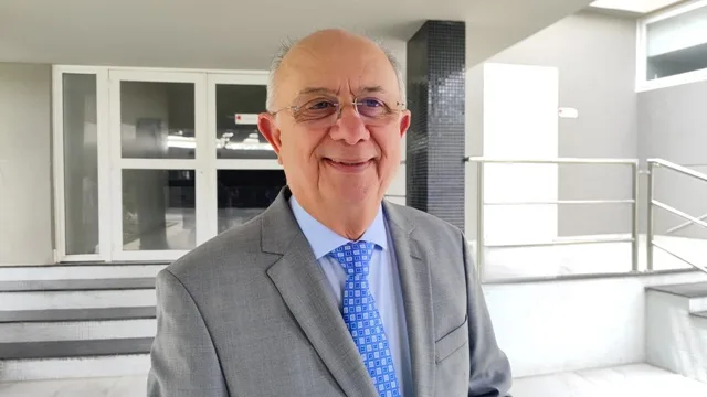 José Ronaldo divulga o secretariado