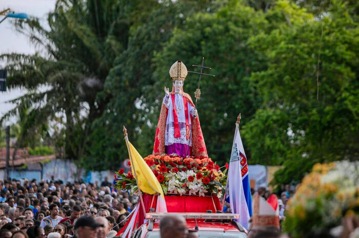 Tráfego no Centro é alterado durante festejos a São Thomaz de Cantuária