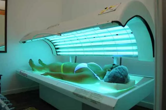 Anvisa proíbe uso de câmaras de bronzeamento artificial