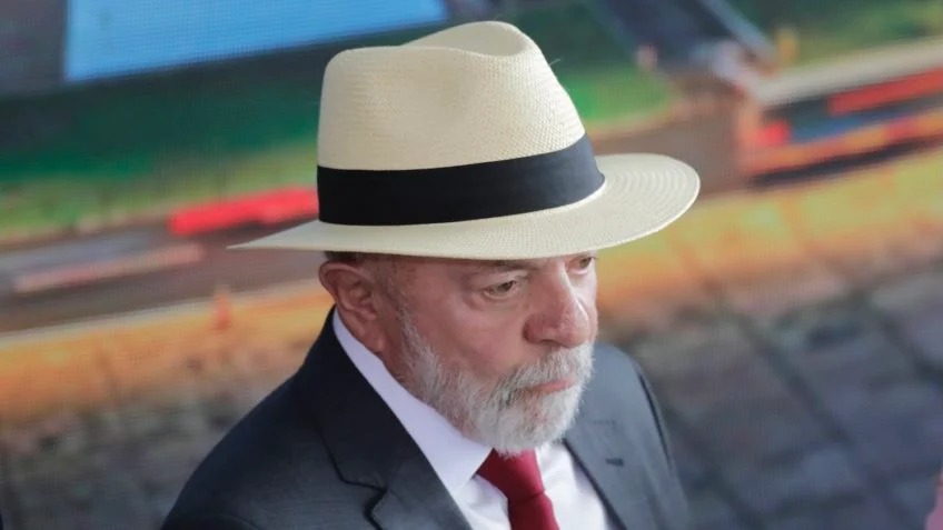 Lula sugere que homens amam mais amantes do que esposas