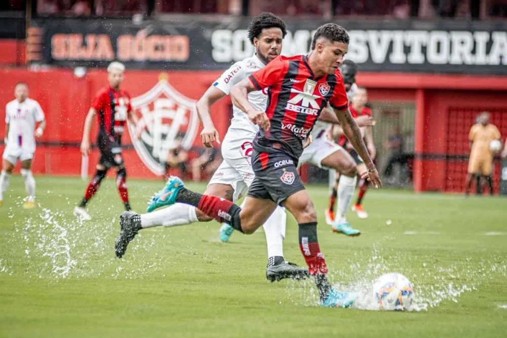Vitória fica no 0X0 em estreia do Baianão contra o Barcelona de Ilhéus