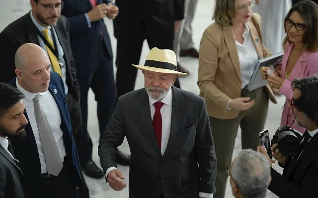 Lula segue como única esperança do PT para 2026, aponta pesquisa do Instituto Paraná