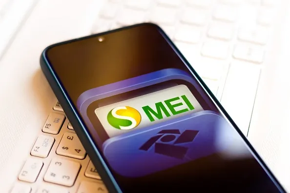 Valor mensal do MEI passa de R$ 70,60 para R$ 75,90 em 2025