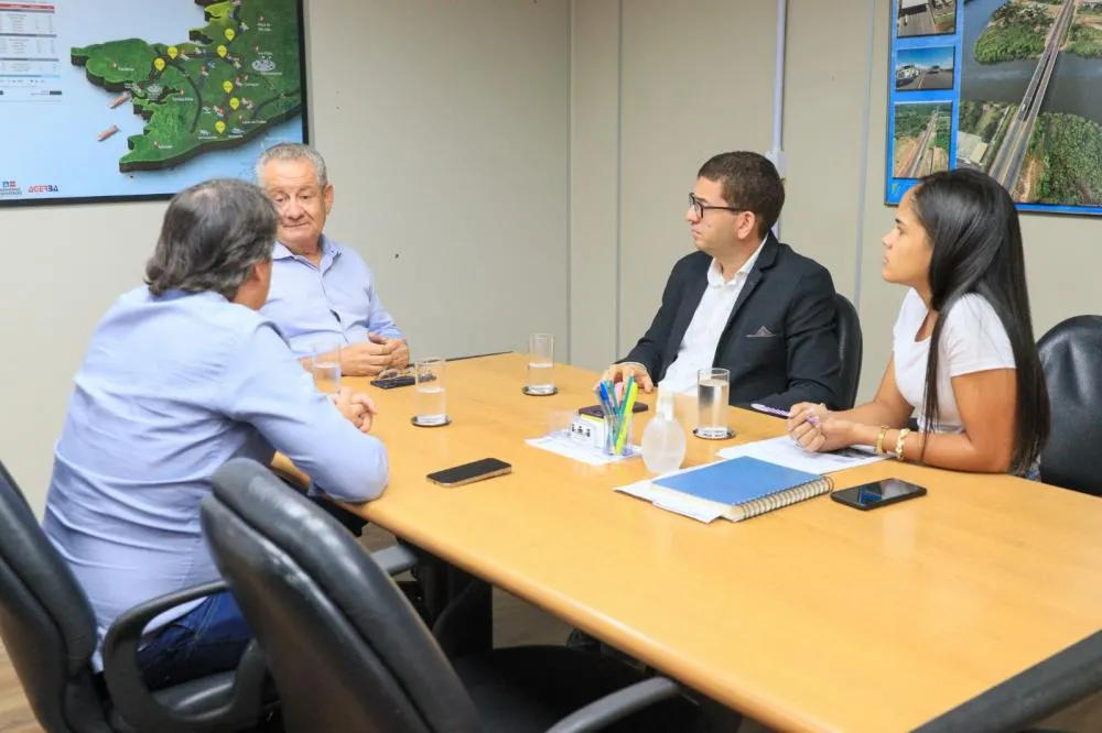 Prefeitura de Mata se reúne com Agerba para tratar demandas de transporte intermunicipal